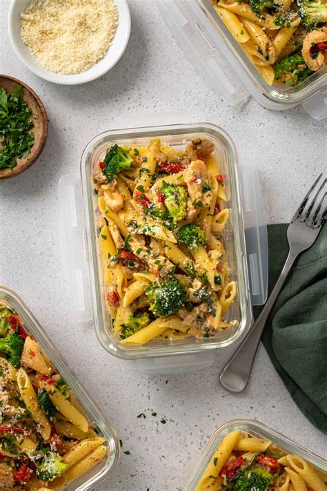 Chicken Pasta Meal Prep Bowls - Stephanie Kay Nutrition