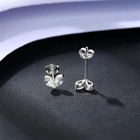 HEART SHAPE EAR STUD – MyPiercingBook