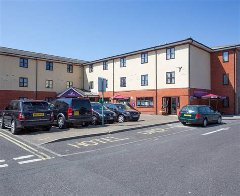PREMIER INN CHICHESTER SOUTH (GATE LEISURE PARK) HOTEL - Hotel Reviews ...