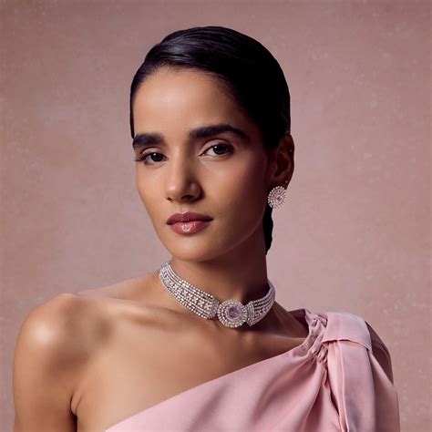 The Rosé Reverence Necklace