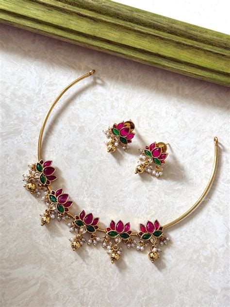 HASLI LOTUS MOTIF NECKLACE SET WITH GOLD BEADS – AARVEE JEWELLERY