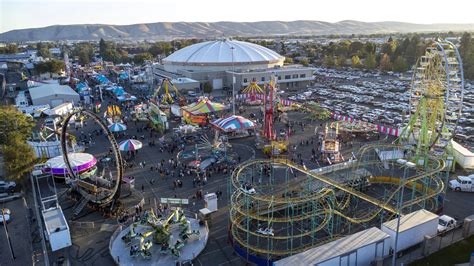 Photos of Over 120 Vendors Inside The Yakima SunDome @ The Fair!