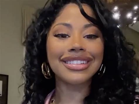 What Plastic Surgery Has Hennessy Carolina Had? - Plastic Surgery Stars