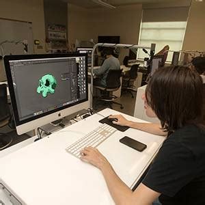 Colleges with Virtual Reality Program 的图像结果