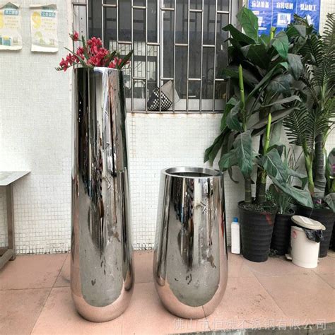 厂家直销不锈钢烤漆花盆金属花箱商场花池异形种植池-阿里巴巴