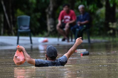 马来西亚南部持续降雨 多地发生洪涝灾害 - 图片 - 海外网