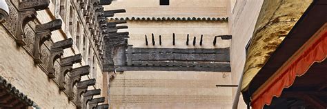 Fez: Royal Palace, Museum, Tannery & Old Souks Medina Tour - Klook India