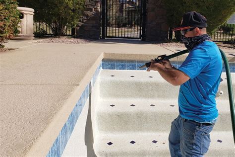 Pool Tile Cleaning Tips 的图像结果