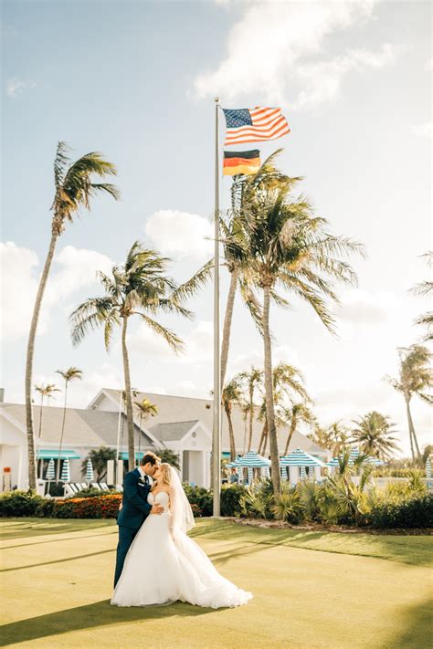 Brittany and Frank's Classic Hillsboro Club Wedding - Hillsboro Club ...