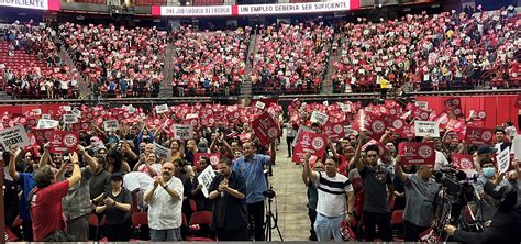 Las Vegas hospitality unions vote to strike | Courthouse News Service