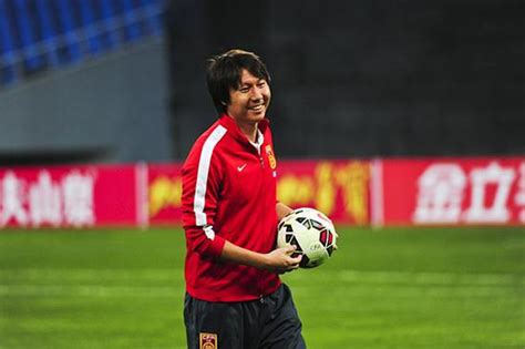 李铁是中国足球的阿甘 40岁的他还要奋斗_国家队_新浪竞技风暴_新浪网