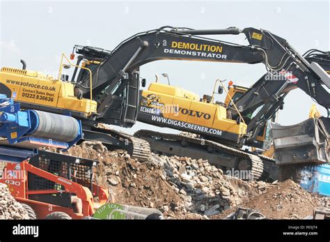 Demolition Equipment 的图像结果