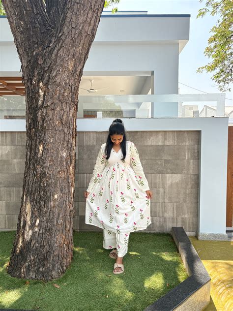 Pink blossom set – thefemclothing.in