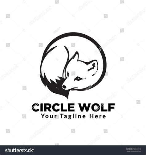 Circle Wolf Logo Stock Vector (Royalty Free) 700593919 | Shutterstock