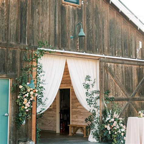 Rustic wedding theme ideas 60 photos - Astyledwedding.com