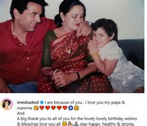 रियल लाइफ में परफेक्ट Family Man थे धर्मेंद्र, यहां देखें उनके यादगार ...