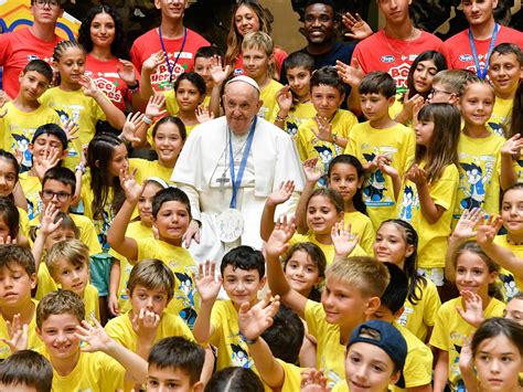 Pope visits summer camp for kids of Vatican employees - Arlington ...