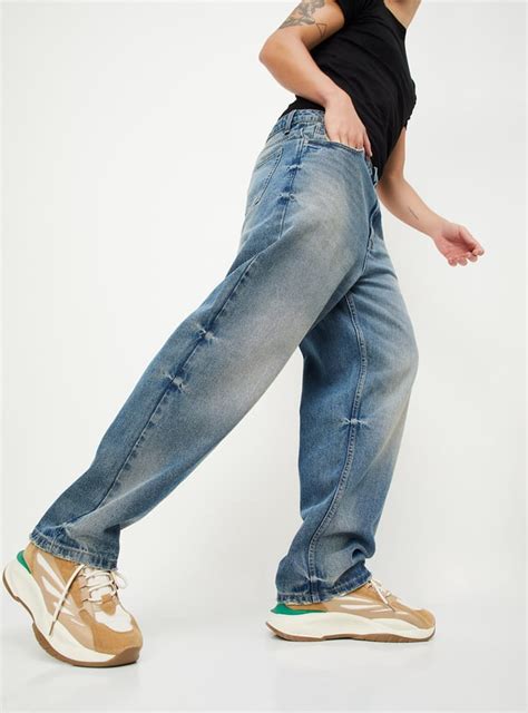 Buy Men Loose Fit Washed Jeans Online at just Rs. 1499.0 ...