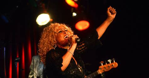 Darlene Love: Love for the Holidays, Tilden Arts Center - Cape Cod ...