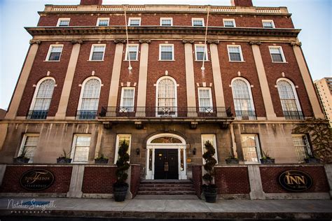 THE INN ON BROADWAY (Rochester) - Hotel Reviews, Photos, Rate ...