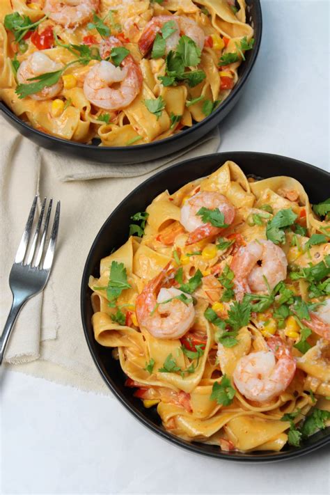 How to Cook Seafood Pasta 的图像结果