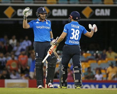 Australia vs England Live Streaming Information: Watch Tri-Series Match ...