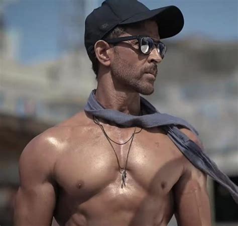 क्या नकली है Hrithik Roshan और कपिल शर्मा के बाल? सेलिब्रिटी हेयर ...