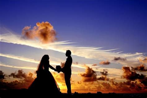 梦见亲人结婚是什么征兆（梦见亲人结婚是什么意思周公解梦）-七暖网