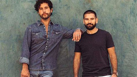 Dan + Shay Win 2025 AMAs Country Duo of the Year Without Singing a Damn Note