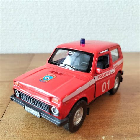 【MAS085】ロシアのミニカー【Lada】:ラーダ/ニーヴァ(NIVA) | 中島雑貨 -ロシア直輸入販売-