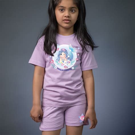 Wear your Mood With Tedhi Medhi Family's Ultimate Customised Store ...