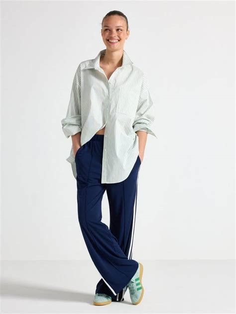 Snygga & inspirerande damkläder online & i butik | Lindex