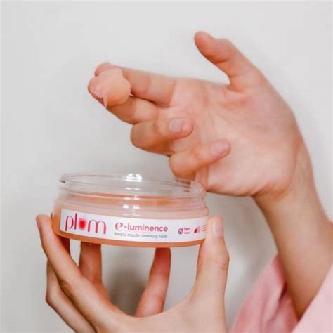The best cleansing balms available in India for double-cleansing