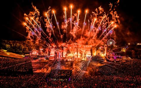Tomorrowland Releases 2019 Phase 1 Lineup Featuring The Chainsmokers, FISHER, A$AP Rocky + More