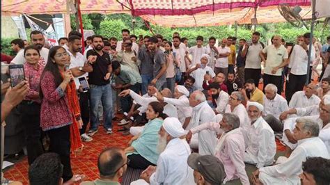 Haryana: Hours after agreeing to call off stir, HAU students do U-turn