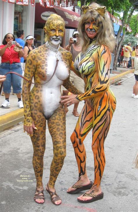 Body Paint Pussy