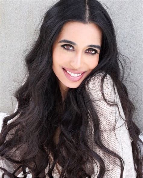 Fara Q Model Bio 的图像结果