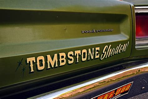 Road Runner Logo 的图像结果