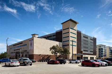 Bexar County Nueva Parking Garage - Joeris General Contractors