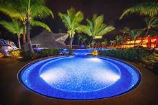 Swimmingpool Luxus Im Eigenen tropischer swimmingpool im luxus resort punta cana Swimmingpool Luxus Im Eigenen tropischer swimmingpool im luxus resort punta cana