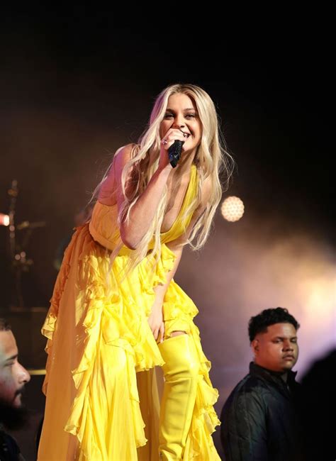 KELSEA BALLERINI Performs at Heart First Tour at Radio City Music Hall ...