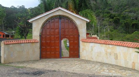 FINCA TEMÁTICA CAFETERA LAS MERCEDES (Cumaca) - Guesthouse Reviews ...