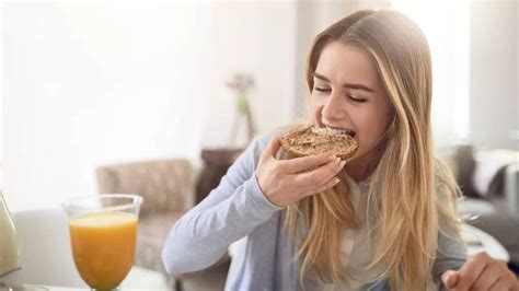 Harvard-trained nutritionist shares a simple trick to cut the glycemic ...
