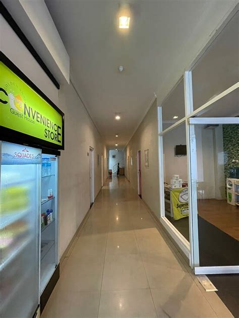 GOLDEN SNAIL (Balikpapan) - Hostel Reviews, Photos, Rate Comparison ...