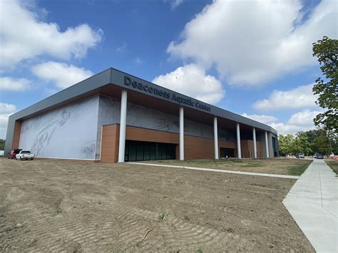 WKDQ 99.5 – #1 for New Country – Evansville's Country Radio ? Page 595