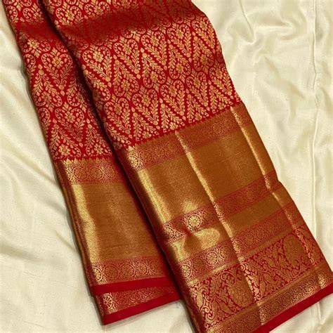 Nectarous Red Soft Banarasi Silk Saree With Proficient Blouse Piece ...