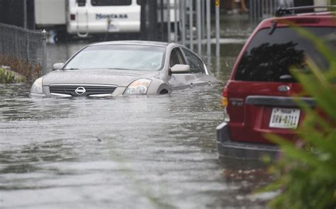 Beaumont Hurricane Tracker: Live weather updates