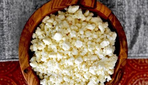 Holi Recipe- Authentic Festival Sweet Gujiya - lifeberrys.com