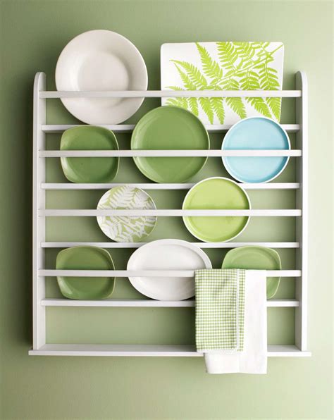 15 Decorative Plate Displays to Show Off Your Prettiest Pieces