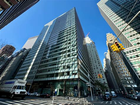 Converted FiDi tower 180 Water St. at risk of default | Crain's New ...